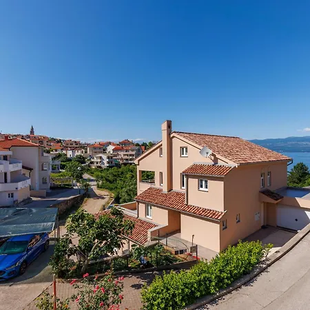 Beachfront Betty - Happy * Vrbnik (Primorje-Gorski Kotar)